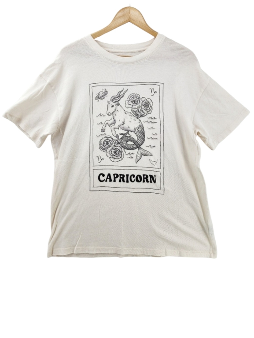 American Eagle Outfitters Oversized Capricorn T-shirt Women's Extra Small/ Small